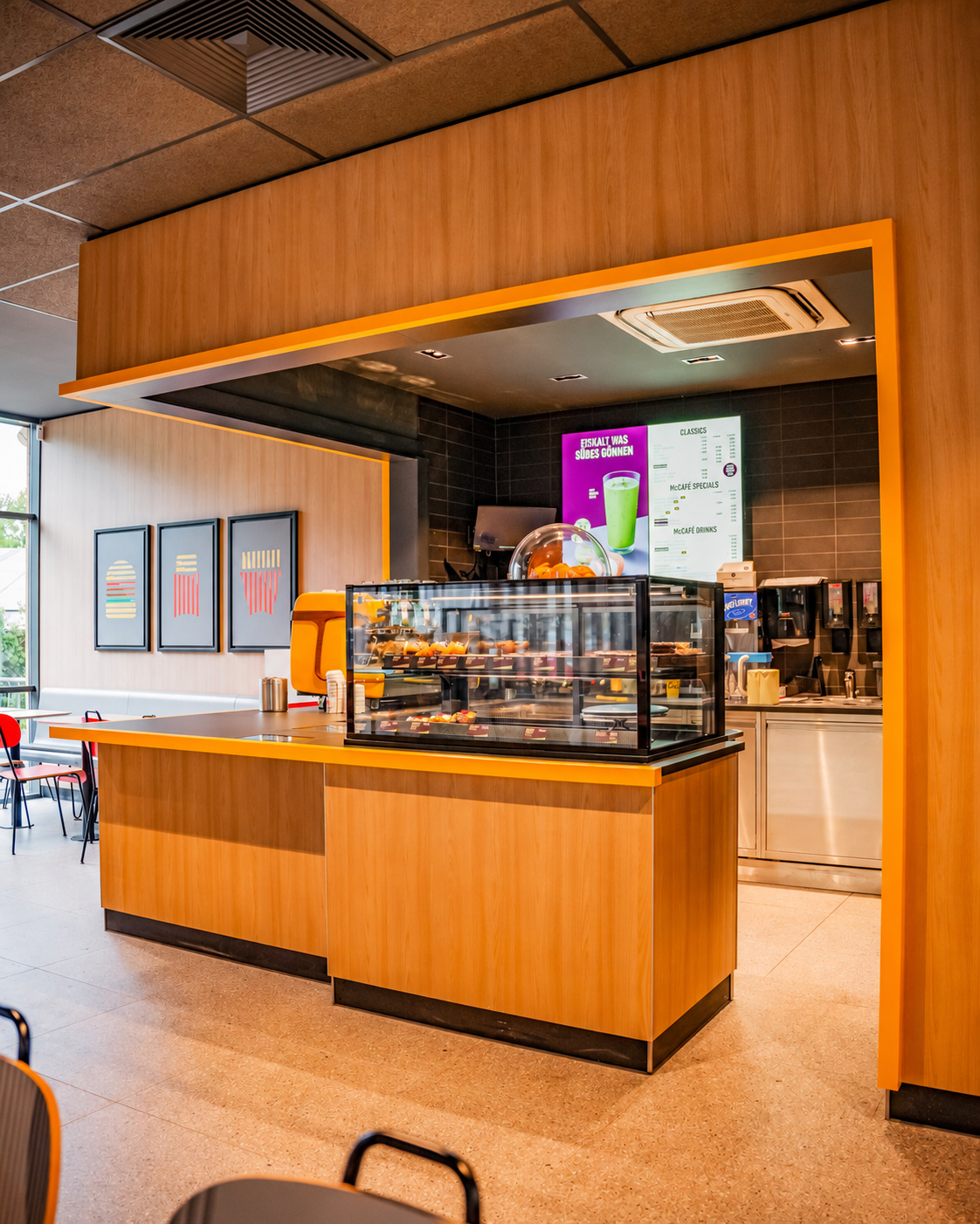McCafé-Theke in Biberach